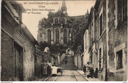 CPA CHAUMONT-en-VEXIN Église St-JEAN-Baptiste et l'Escalier (131133)