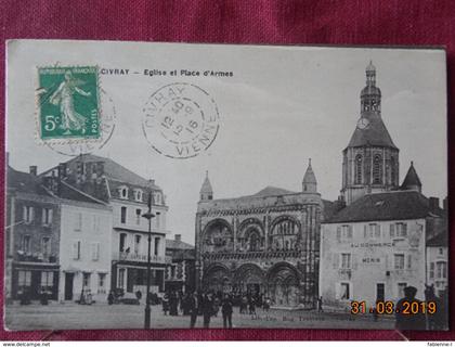 CPA - Civray - Eglise et Place d'Armes