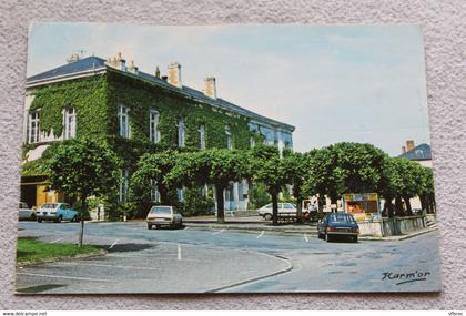 Cpm 1989, Civray, la mairie, Vienne 86