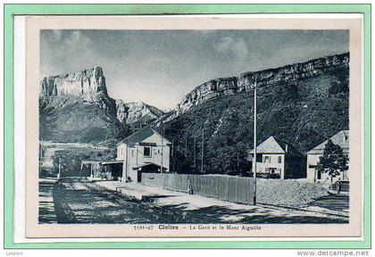 38 - CLELLES -- La gare....