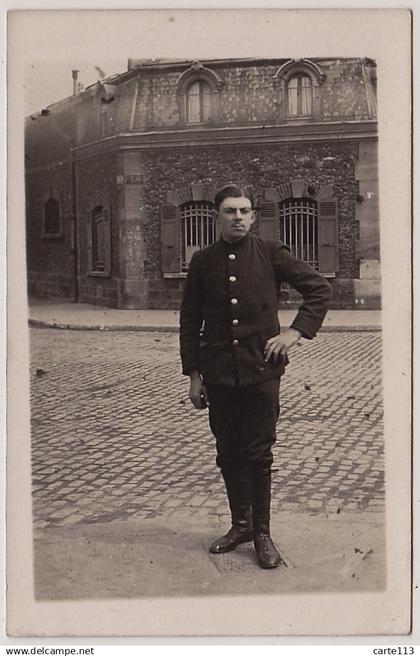 92 - B13221CPA - COLOMBES - éditeur de colombes - carte photo - Parfait état - HAUTS-DE-SEINE