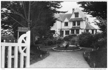 CONCARNEAU "LE CABELLOU" ENTREE DE LA BONNE AUBERGE