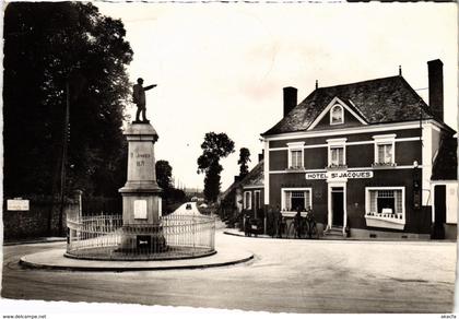 CPA Thorigné-sur-Dué - Carrefour du Monument et Route de CONNERRÉ (112341)