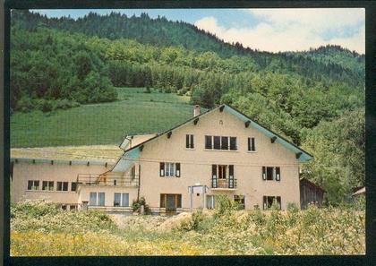 CPSM - Mégevette - Chalet Les Rosiers - Propriétaire M. Cornier - Colonie de vacances - Classe de neige