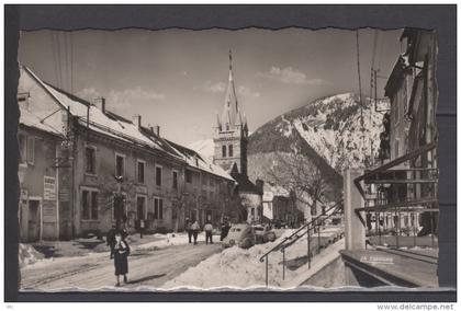 38 - Corps - La grande rue sous la neige