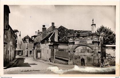 CPA COULANGES-la-VINEUSE - Fontaine du Bellay (357877)