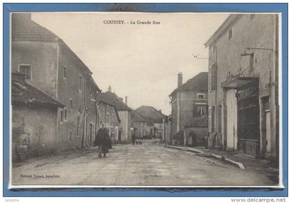 88 - COUSSEY -- La Grande rue