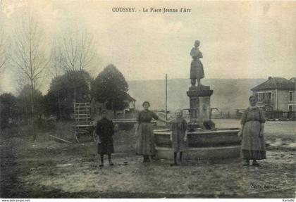 coussey * la place jeanne d'arc * villageois