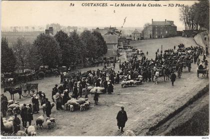 CPA COUTANCES Le Marché de la Croute (38543)