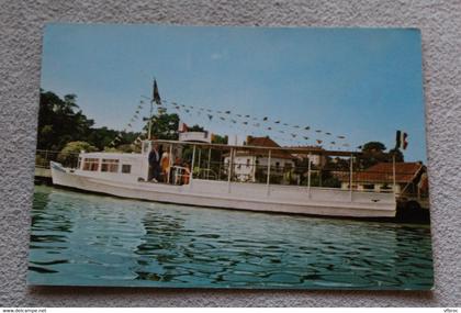 Cpm, Creutzwald, le bateau de plaisance du plan d'eau, Moselle 57