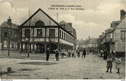 CPA CREVECOEUR-le-GRAND L'Hotel de Ville et la Rue Gambetta (259729)