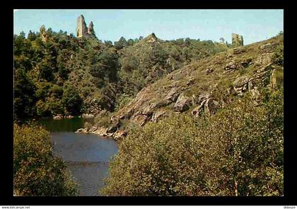 23 - Crozant - Les ruines du Château de Crozant - CPM - Voir Scans Recto-Verso