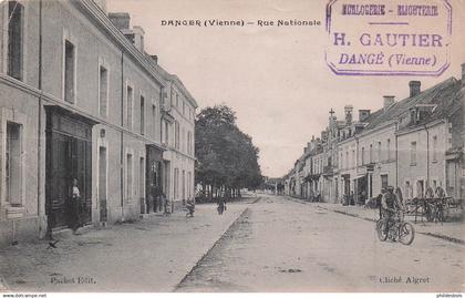 VIENNE  DANGE- SAINT ROMAIN   rue nationale