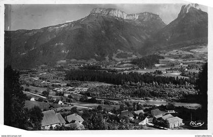 Dingy-Saint-Clair       74       Hôtel du Fier et vue générale      (voir scan)