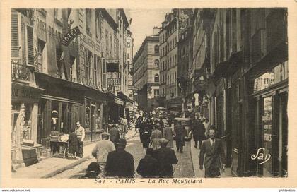 PARIS 05 arrondissement  rue Mouffetard