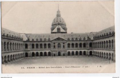 (75) 202, Arrondissement 07, JH 44, Hotel des Invalides, Cour d'Honneur