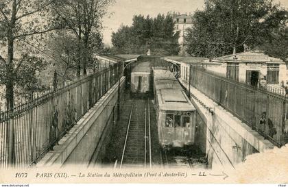 PARIS(12em ARRONDISSEMENT) METRO