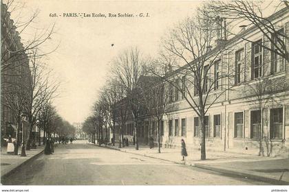 PARIS 20 eme arrondissement  rue Sorbier  les écoles