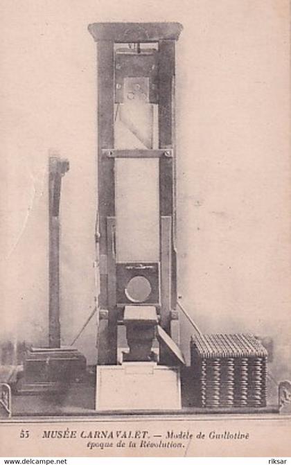 GUILLOTINE(CARNAVALET)