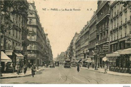 PARIS 06 arrondissement   rue de Rennes