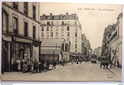 RUE DE CHARONNE - PARIS