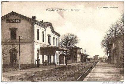 26/ DONZERE / LA GARE