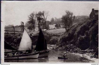 29 - Douarnenez - Marine Bretonne - Voyagé - Dos divisé...