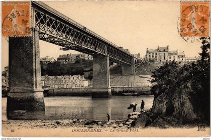 CPA Douarnenez- Le Grand Pont FRANCE (1025902)