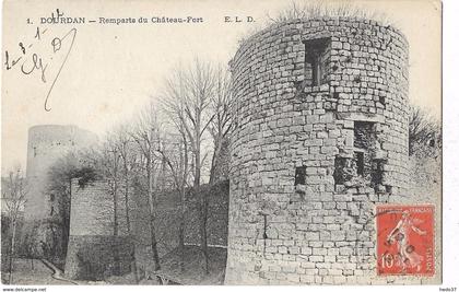 Dourdan - Remparts du Château-Fort