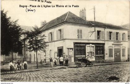 CPA Dugny Place de l'Église Mairie et Poste (1391468)