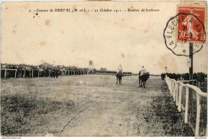 Courses de Durtal - Rentree de trotteurs