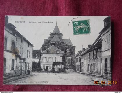 CPA - Ecouché - Eglise et rue Notre-Dame