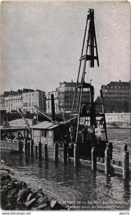 CPA PARIS - Bordes de la Seine (76089)