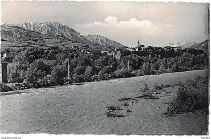 HAUTES ALPES - EMBRUN - VUE GENERALE - LA DURANCE - CARTE DATEE DE 1952.