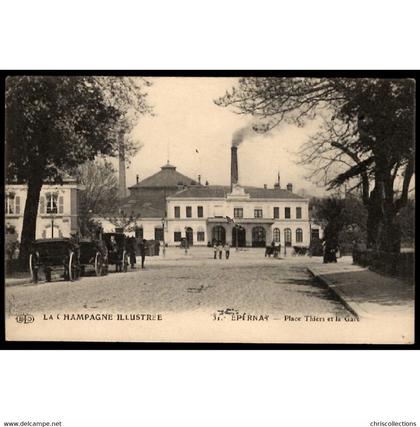 51 - EPERNAY (Marne) - Place Thiers et la Gare