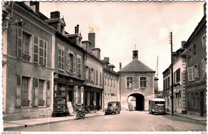 Carte Postale Ancienne de ERVY LE CHATEL-Porte Saint Nicolas