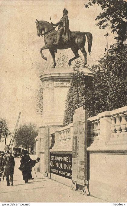 PARIS : STATUE ETIENNE MARCEL