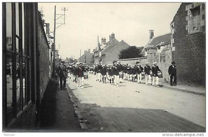 - ref F199 - oise -  carte photo - estree saint denis - estree st denis - fanfare - fanfares -  carte photo bon etat