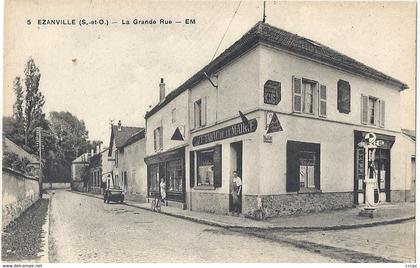 CPA Ezanville La Grande Rue