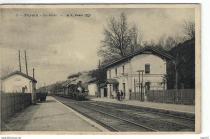 Feyzin - train en gare"