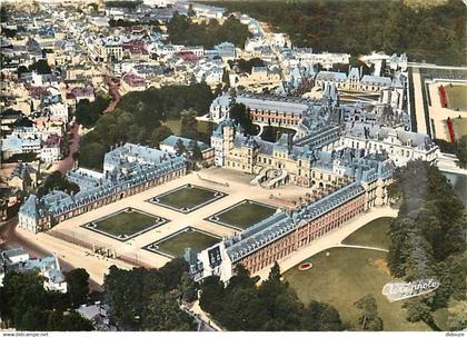 77 - Fontainebleau - Palais de Fontainebleau - Vue aérienne - CPM - Voir Scans Recto-Verso