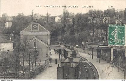 CPA Fontenay-aux-Roses La Gare