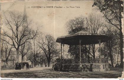 CPA FONTENAY-le-COMTE La Place Viéte (806572)