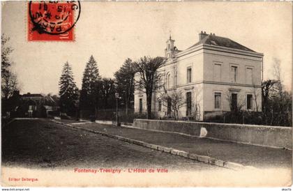 CPA Fontenay-Tresigny L'Hotel de Ville FRANCE (1289915)