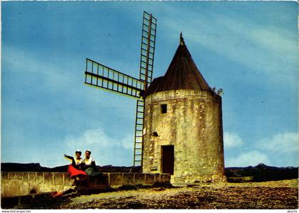 CPM Fontvieille Le celebre Moulin de Daudet FRANCE (1376589)