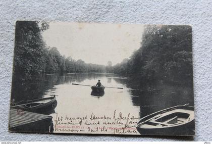 Forges les eaux, le lac à l'établissement thermal, Seine maritime 76