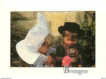 29 - Fouesnant - Jeune Couple en costume de Fouesnant - Enfants - Folklore - Voir Scans Recto Verso