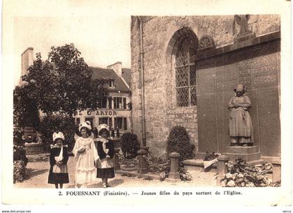 Carte POSTALE  Ancienne  de FOUESNANT - Jeunes filles sortant de l'Eglise