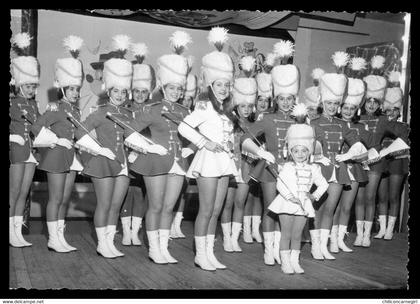 * GOURNAY SUR MARNE - Majorettes de L'ILE DE FRANCE - Club de GOURNAY SUR MARNE - Photo RAOUL PRIVE