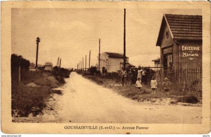 CPA GOUSSAINVILLE - Avenue Pasteur (107910)